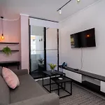 Petite Apart In Sea Point 107 Flamingo